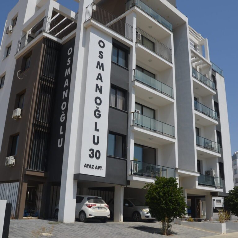 OSMANOĞLU 30 APARTMANI
•	2020 YILIN’DA YAPILMIŞTIR.
•	LEFKOŞA ORTAKÖY DE (DEREBOYUN DA) YER ALMAKTADIR.
•	17 ADET 2+1 DAİRE DEN OLUŞMUŞTUR.