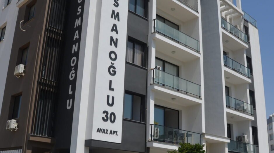 OSMANOĞLU 30 APARTMANI
•	2020 YILIN’DA YAPILMIŞTIR.
•	LEFKOŞA ORTAKÖY DE (DEREBOYUN DA) YER ALMAKTADIR.
•	17 ADET 2+1 DAİRE DEN OLUŞMUŞTUR.